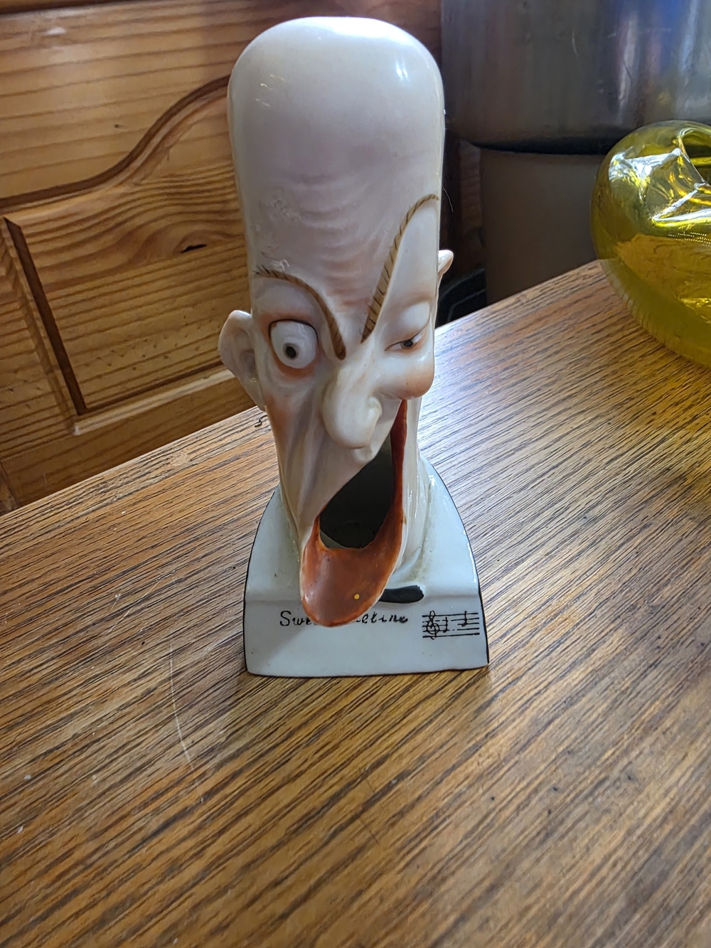 Porcelain Expressionist Face Sculpture in White and Peach Ashtray